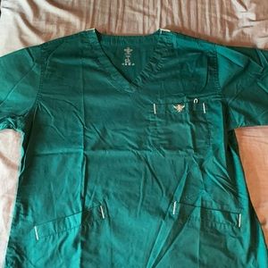 Green Med Couture Women’s Scrub Top